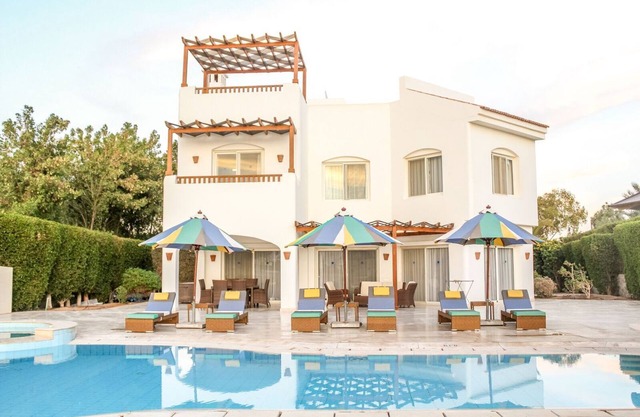 El Gouna - Oasis Palms - Modern Luxury Villa with Heated Private Pool