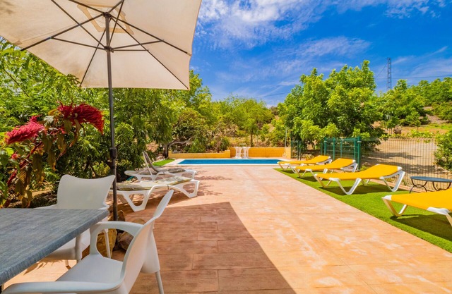 El Retiro Rural House Gallery / private pool / rural / electric car charger