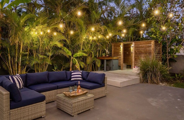 **ELECTRIC SUNSHINE @ MIDTOWN** Groovy Private Home + LAST KEY SERVICES…