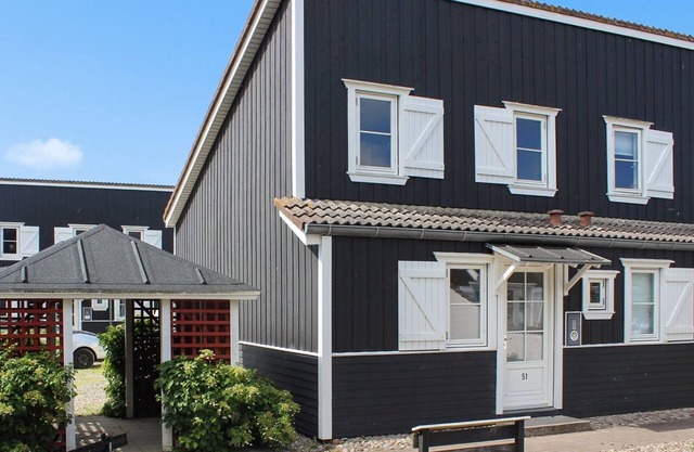 "Eleen" - 100m to the fjord by Interhome