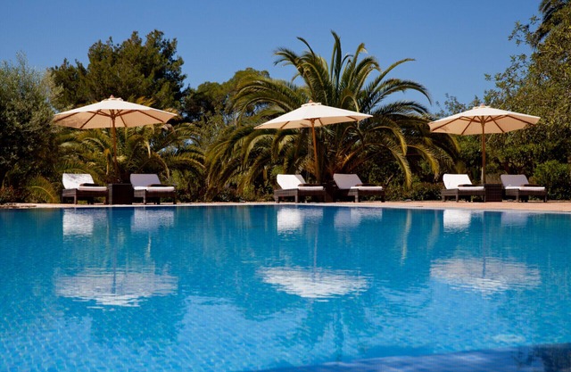 Elegant 5-Star Villa with Pool, Ibiza Villa 1048