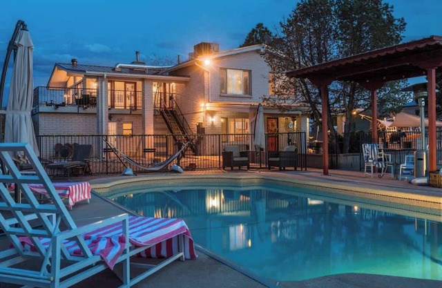 Elegant 5BR Home w/Pool Table