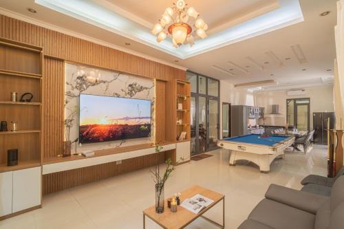 Elegant Luxury Villa for 10 People