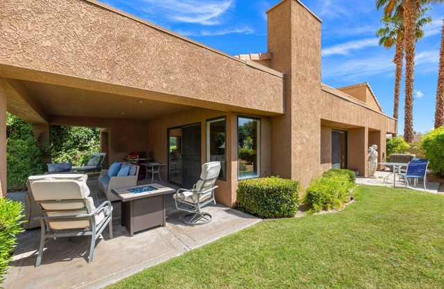 Elegant Retreat near El Paseo at Ironwood CC | Community Pool & Spa | BBQ | Haystack Green Belt