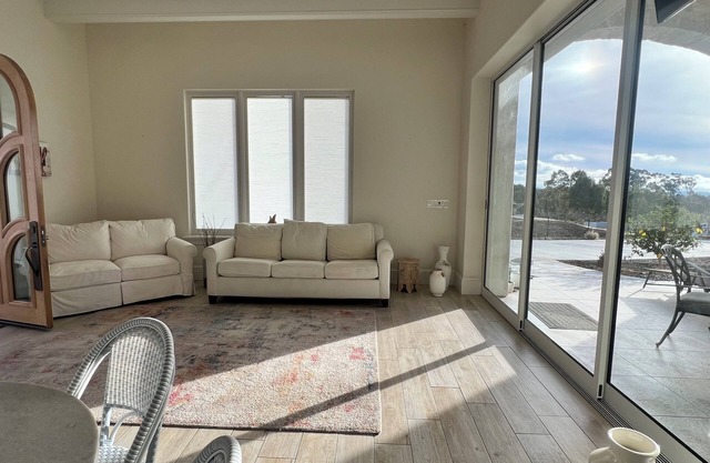 Elegant San Diego Escape Where Tranquility Meets Luxury. A/C, WIFI, and Hot Tub!