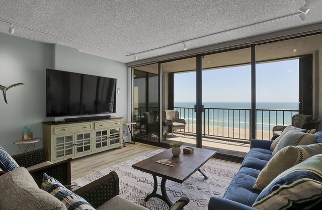 Elegantly renovated 2 bedroom oceanfront condo at Station One. Sleeps 6.
