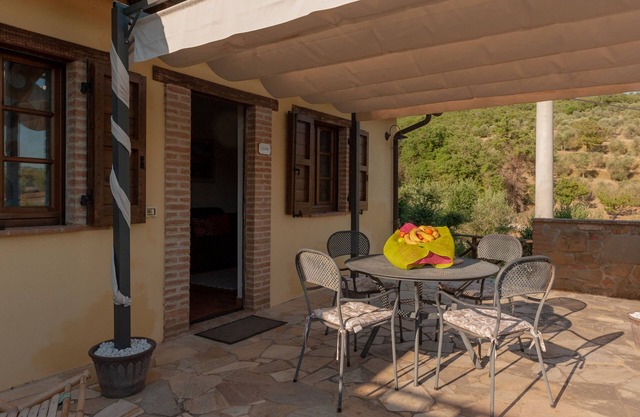 Elm Tree Apt In Farmhouse With Pool, Panicale, Italy