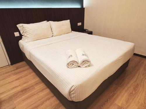 Emart Hotel (Riam)