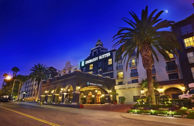 Embassy Suites by Hilton Los Angeles LAX South/El Segundo