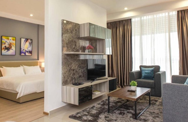 Encorp Marina Suites By Iconic Bliss