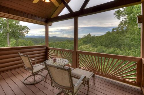 Endless Sunset - Mountain Views and Game Room