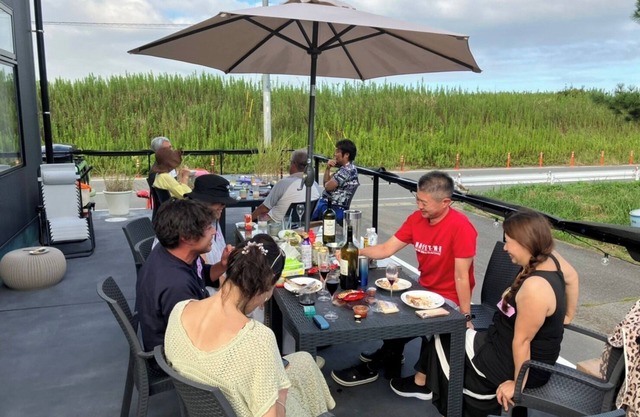 Enjoy BBQ on the terrace in front of the nature pa/Sambugun Chiba