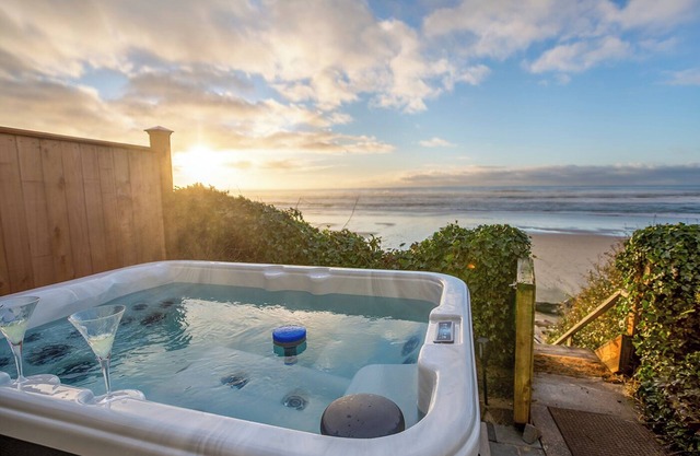 Enjoy family & friends while watching great surf action from hot tub
