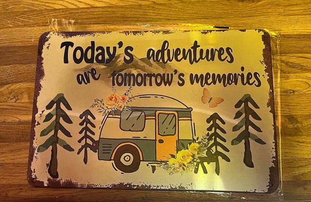 Enjoy peace and solitude in this cozy camper on the Withlacoochee River.