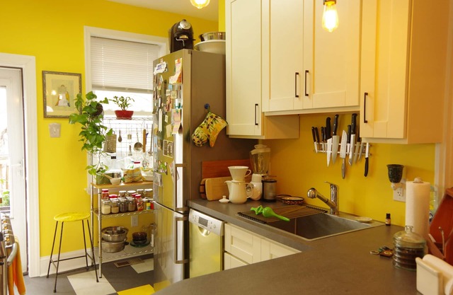 Enjoy staying in an entire house! Centrally located to everything.