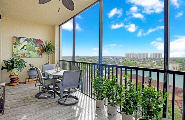 Enjoy the AMAZING Gulf Views in this Luxury 3 Bedroom 2 Bedroom Condo