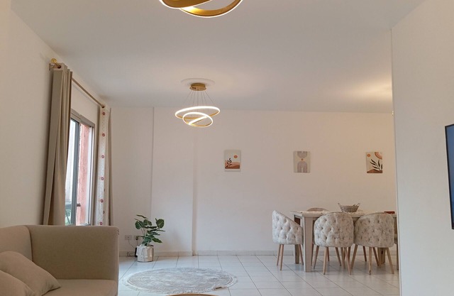 Ensuite 3 bedrooms , 3 bathrooms Cairo Rehab Gated community 24/7 security