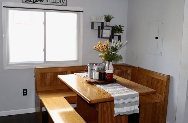 Entire House- Pet Friendly!