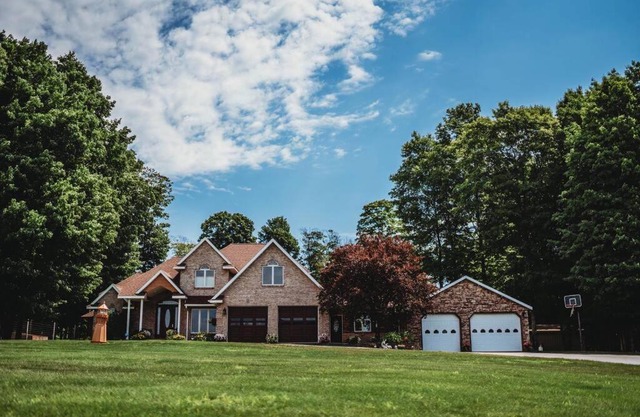 Entire House with Resort LifeStyle.