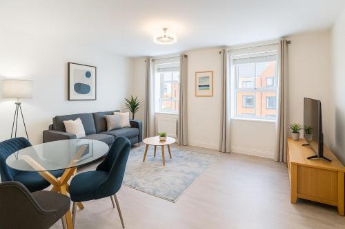 Entire Luxury Apartment in Milton Keynes