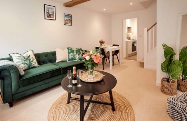 Entire Modern Cottage,Central Arundel