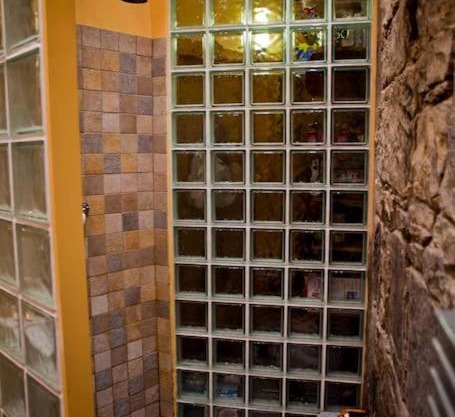 Epicurean Clerk Apartment