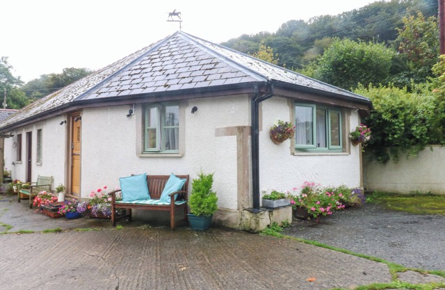 EQUINE STUDIO ANNEXE, pet friendly in Maenclochog