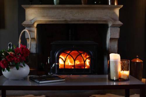 Escapade luxe au Moulin Renaudiots - Refuge cosy & vin au coin du feu