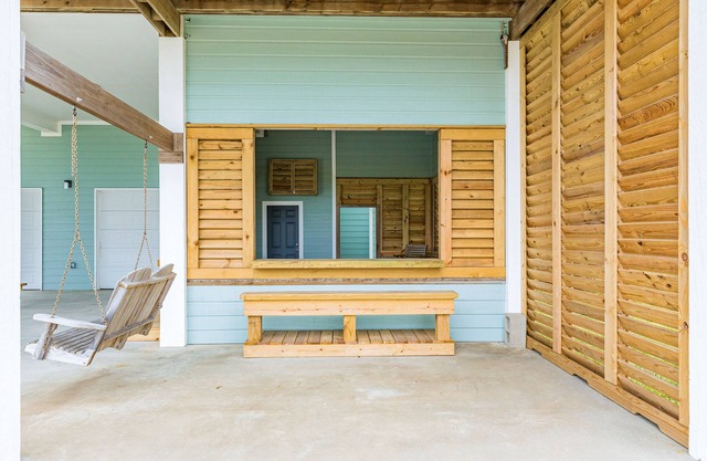 Escape | Gulf Views | Basketball Hoop | Sleeps 16