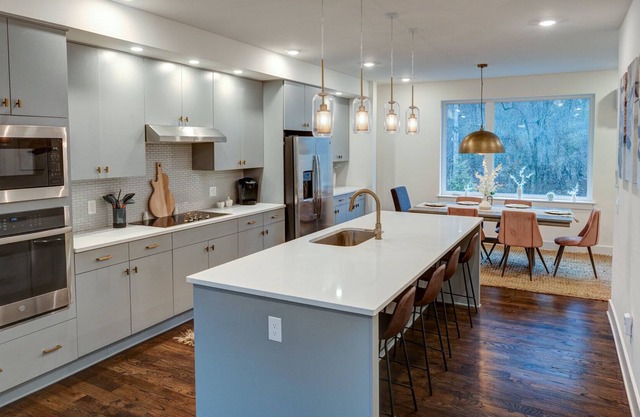 Escape on Central Pike | 20 mins from DT