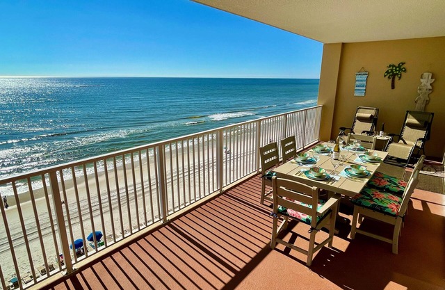 ESCAPE WINTER IN STYLE! SPECTACULAR VIEWS! CLEAN, LUXURY, AND ALL YOU NEED!