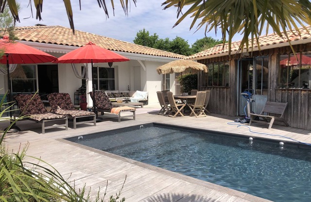 Esprit bassin private saltwater pool
