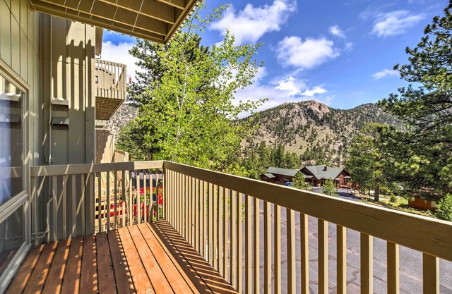 Estes Condo: 3 Mi to Rocky Mountain National Park