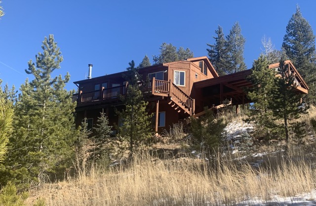 Evergreen Escape II - Newly Remodeled