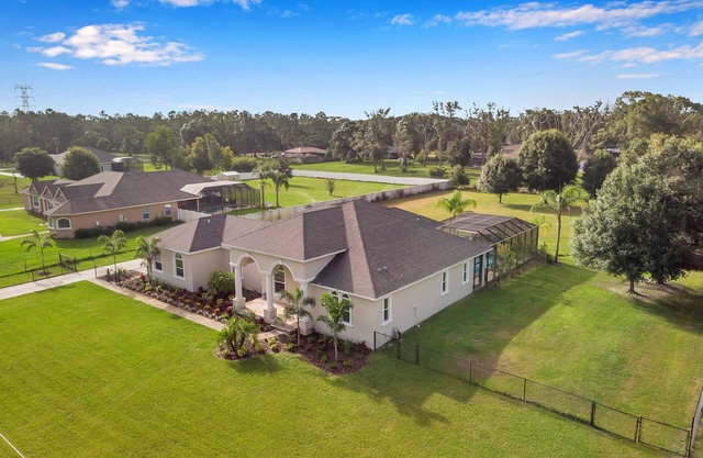 Everything you need in a home to enjoy Florida.