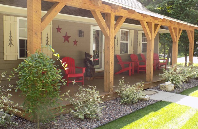 Excellent Location/Pine Cone Guest House/Close to downtown Fish Creek