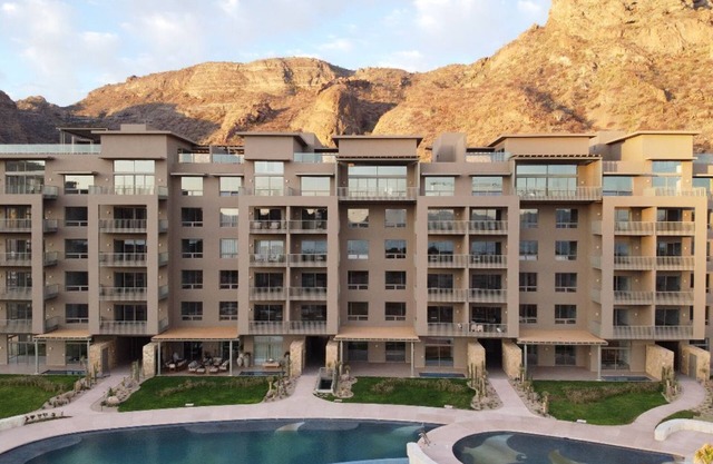 Exclusive beachfront condo by the TPC Danzante Bay
