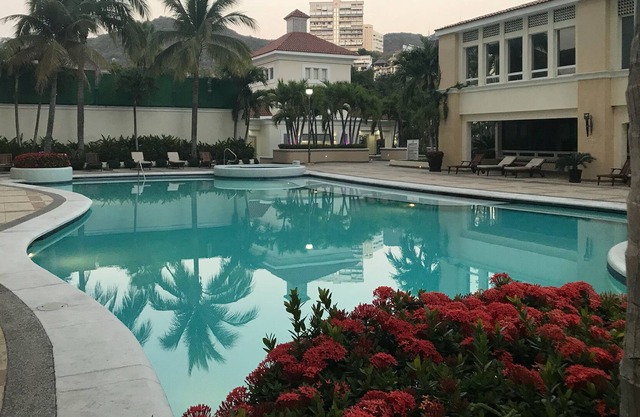 Exclusive Condo Zona Dorada