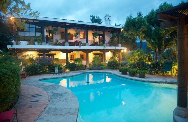 Exclusive Villa with Pool/Hot Tub/Gated Community