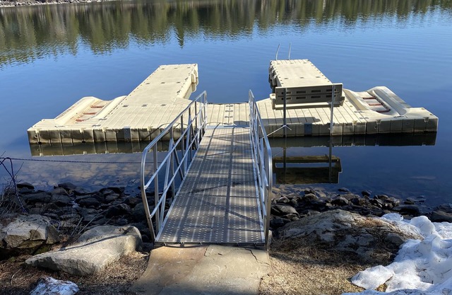 Exclusive Waterfront Cabin on Island Park reservoir with Private dock