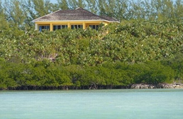 Exclusive Windermere Island, Pool, Beach, Tennis, Whatavue, Eleuthera