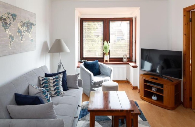 Executive Apartment By Inverkeithing Train Station