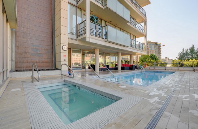Executive Suite Pool/Hot tub/Gym