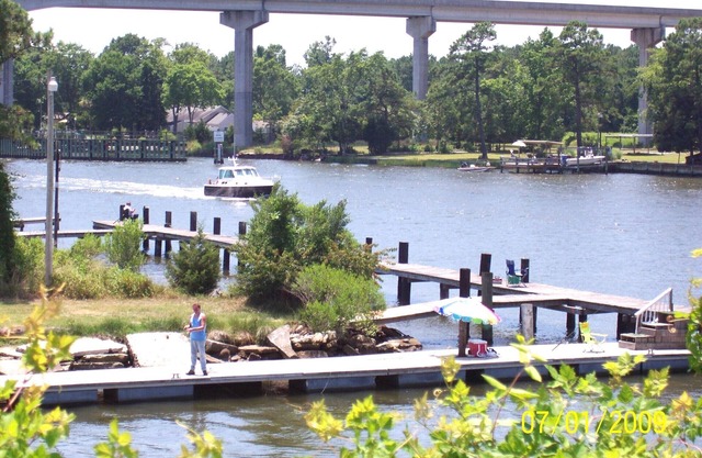 Experience living on a Houseboat and a fisherman's delight!