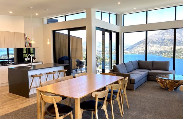 Experience Queenstown from The Summit