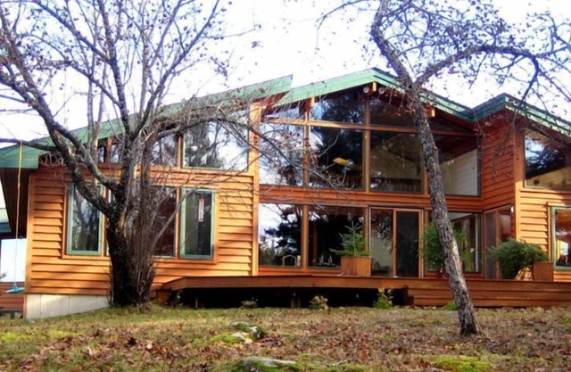 Exquisite Waterfront Home near Acadia - GREAT PRICES
