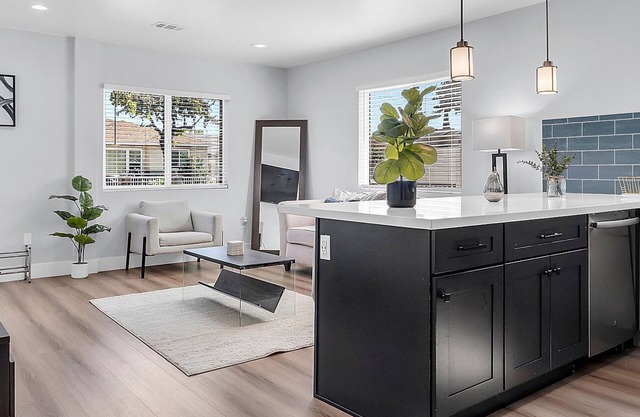 Extended Stay near Cerritos CA