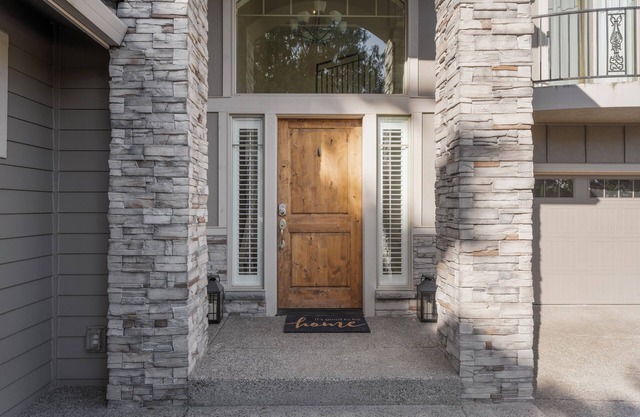 Extended Stay Special Modern Luxury Single Family Home 5BR&3BA Pets Welcome
