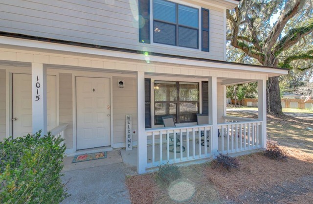 Extremely close to Parris Island! 1015 15th St.