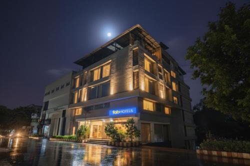FabHotel The Bentree - MP Nagar